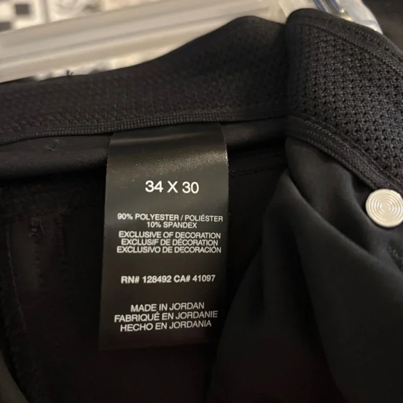 Greg Normans Black Golf Pants
34x30 - Picture 5 of 6